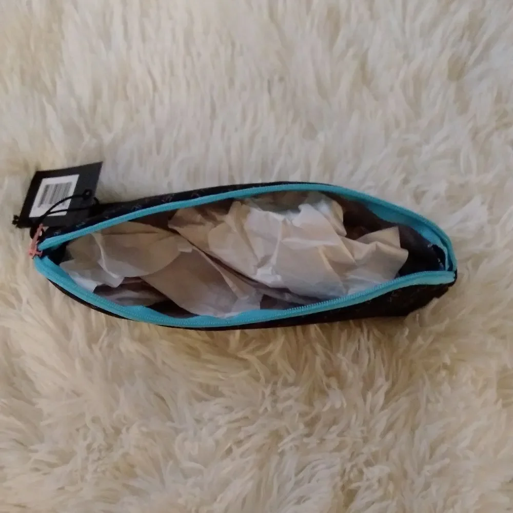🎈🎈🎈🆕Kendall + Kylie Multi Purpose Cosmetic Pouch